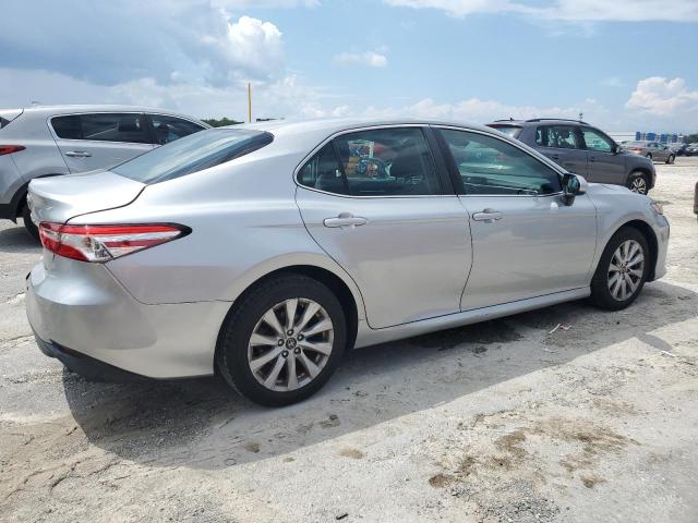 2018 TOYOTA CAMRY L 4T1B11HK5JU088406