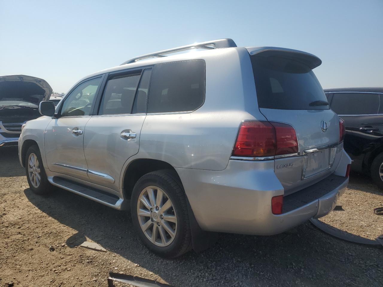 LEXUS LX 570