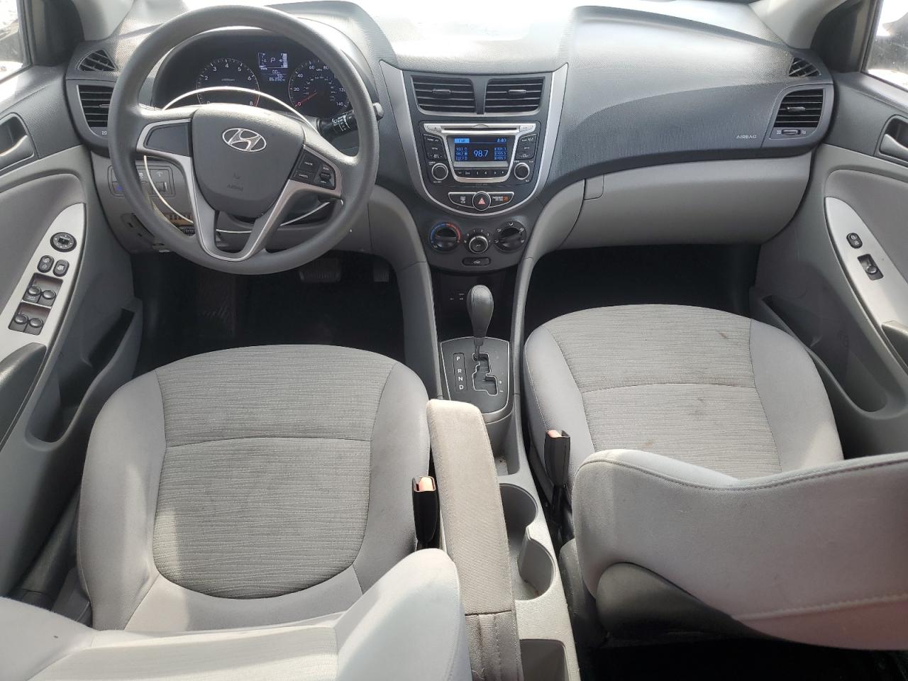 HYUNDAI ACCENT SE