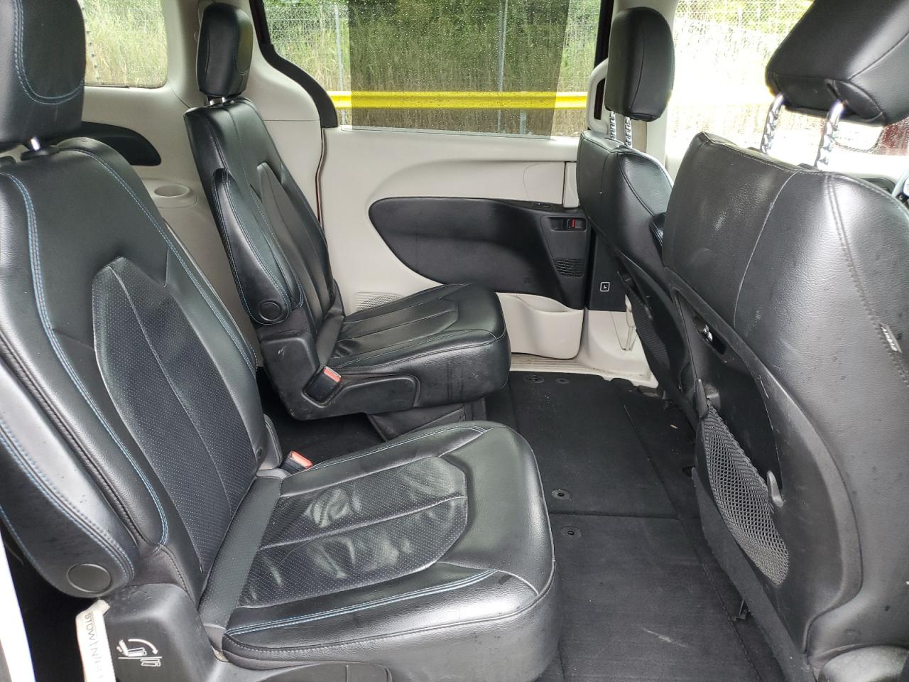 CHRYSLER PACIFICA TOURING L