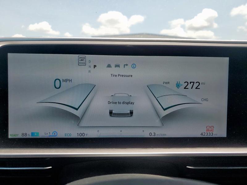 2023 HYUNDAI IONIQ 6 SE KMHM34AA7PA040213