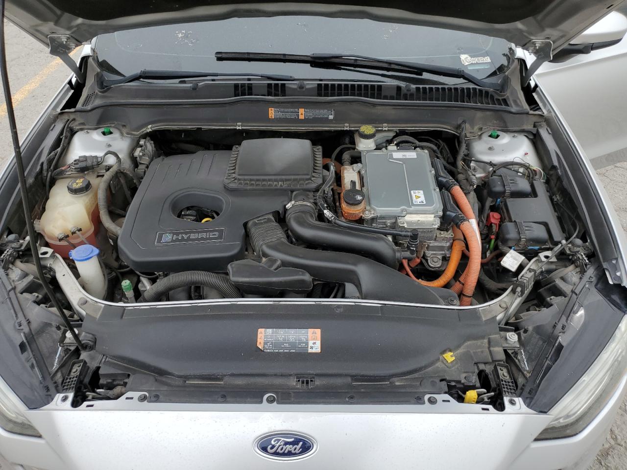 FORD FUSION SE HYBRID