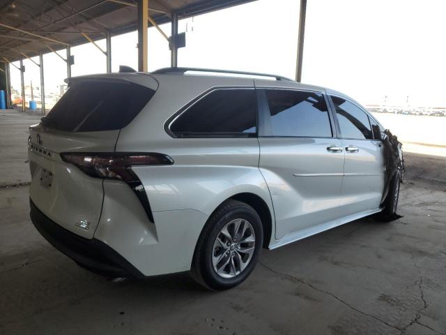 2023 TOYOTA SIENNA XLE 5TDYRKEC8PS173862