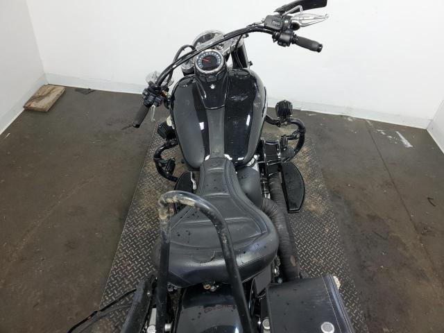 2019 HARLEY-DAVIDSON FLSL 1HD1YDJ29KB043374