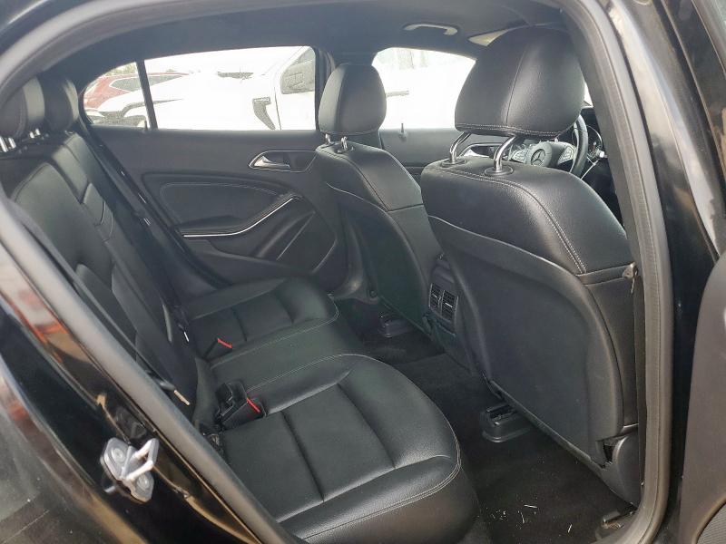 2019 MERCEDES-BENZ GLA 250 4M WDCTG4GB3KJ586997