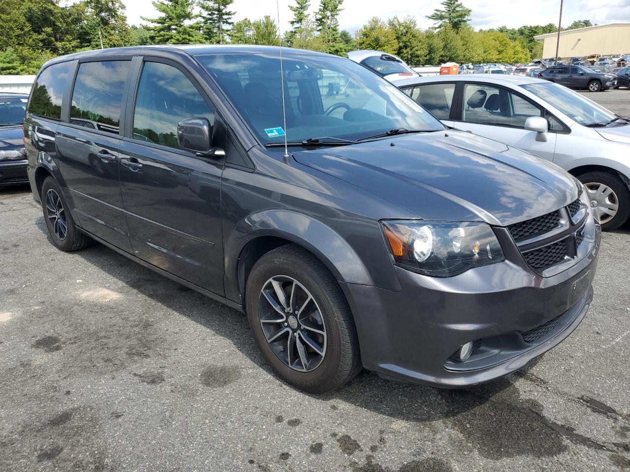 DODGE GRAND CARAVAN R/T
