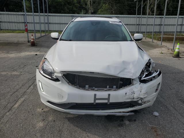 2017 VOLVO XC60 T5 IN YV440MDU0H2015911