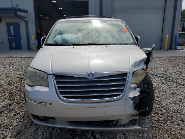 2010 CHRYSLER TOWN & COU - 2A4RR5D10AR279710