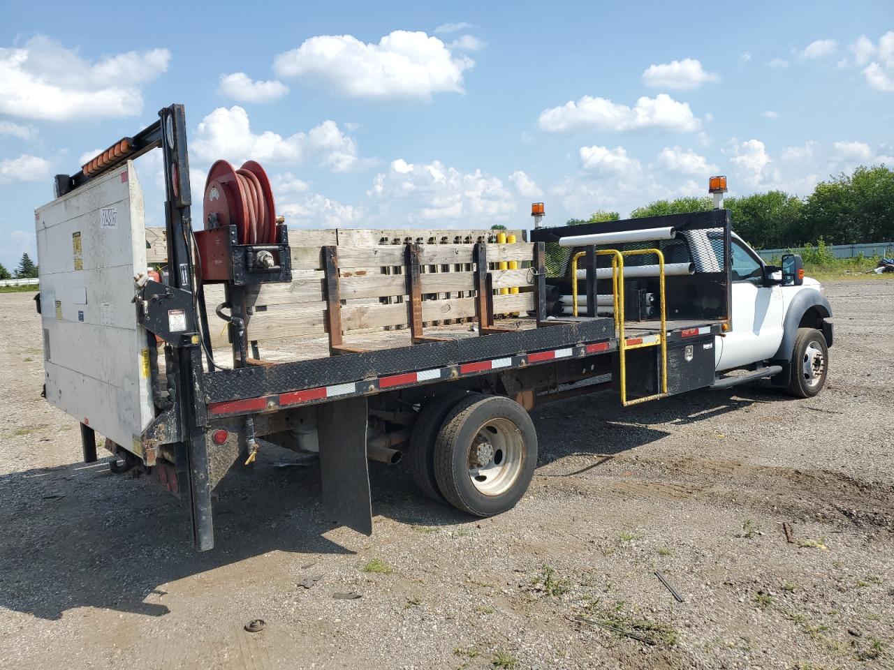 FORD F-550 SUPER DUTY