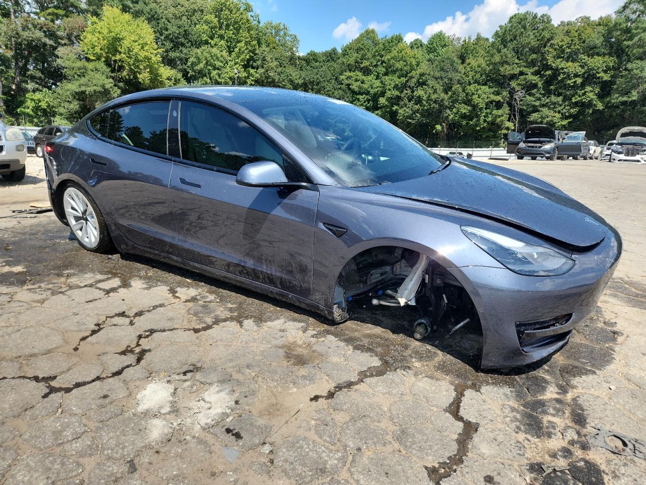 TESLA MODEL 3