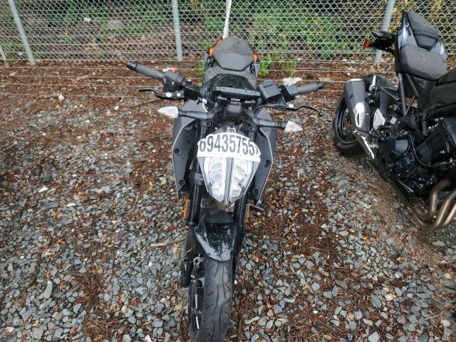 2023 KTM 390 DUKE MD2JPJ400PN201176