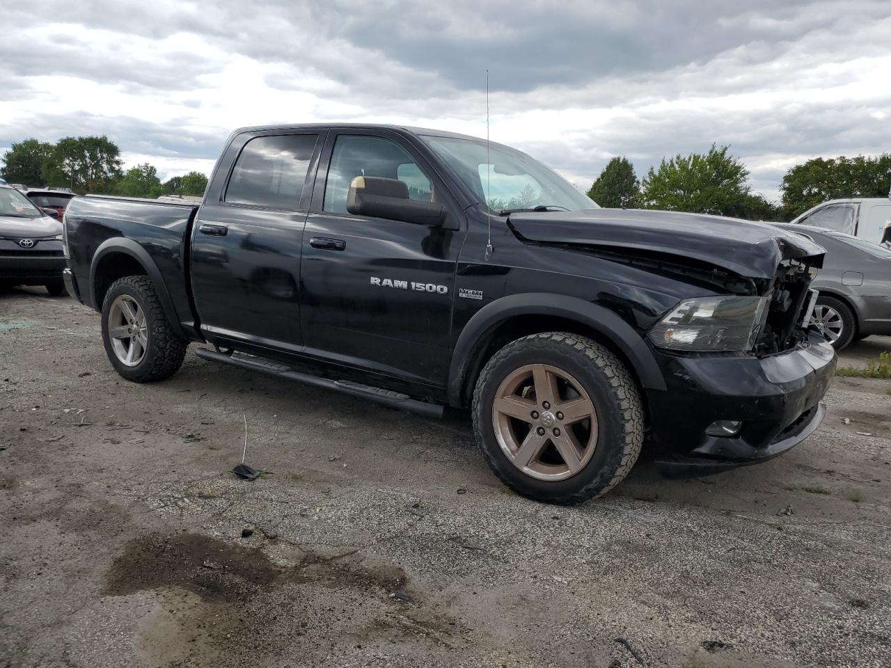 DODGE RAM 1500 SPORT
