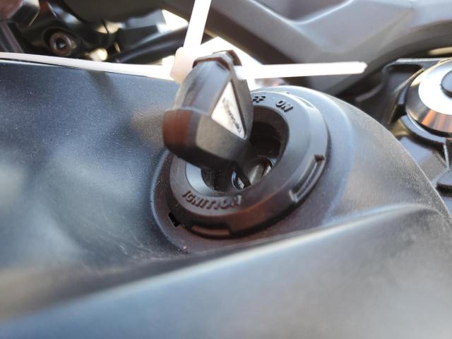 2025 KAWASAKI EX650 R ML5EXER11SDAF6298