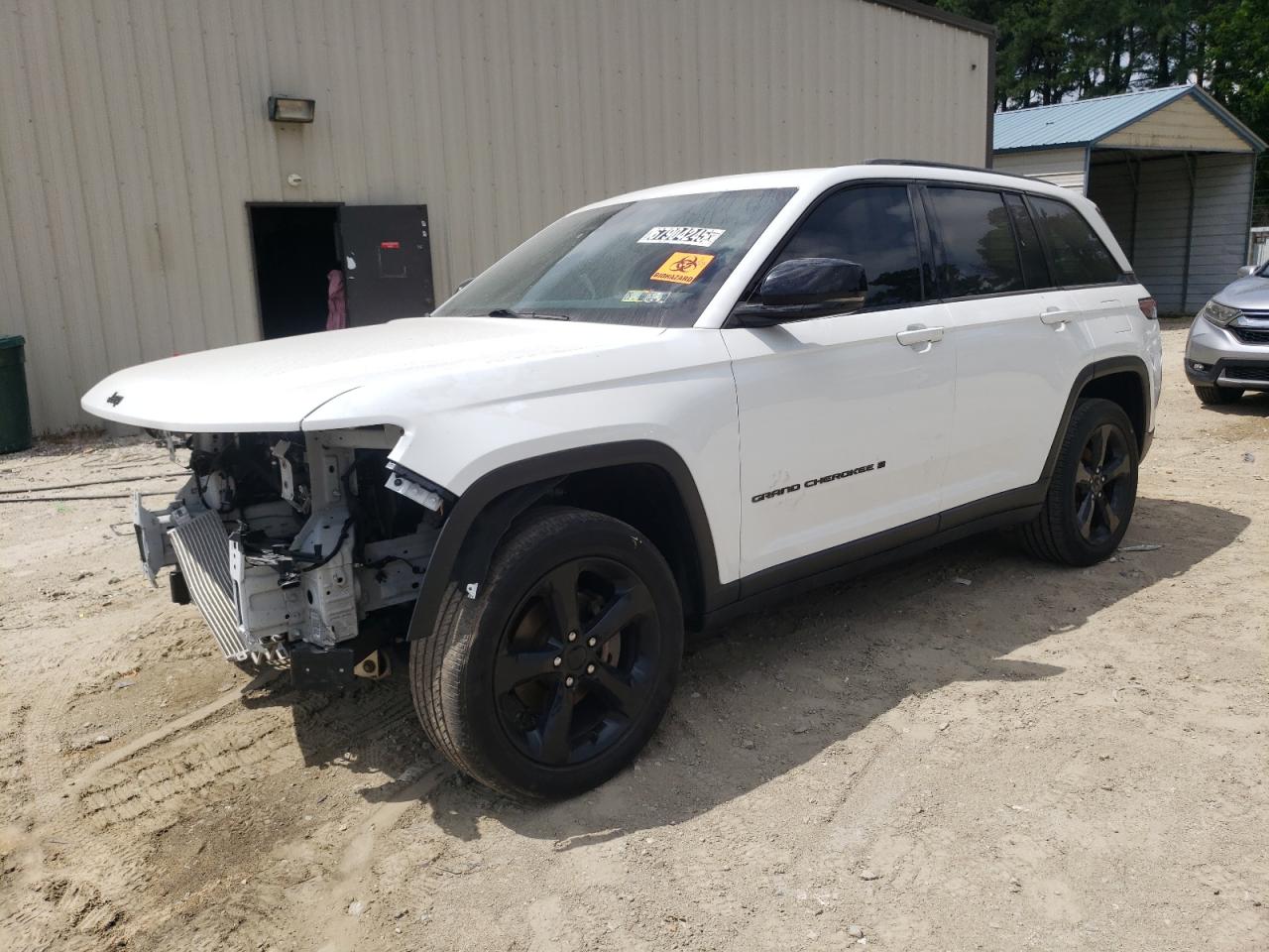  Salvage Jeep Grand Cherokee