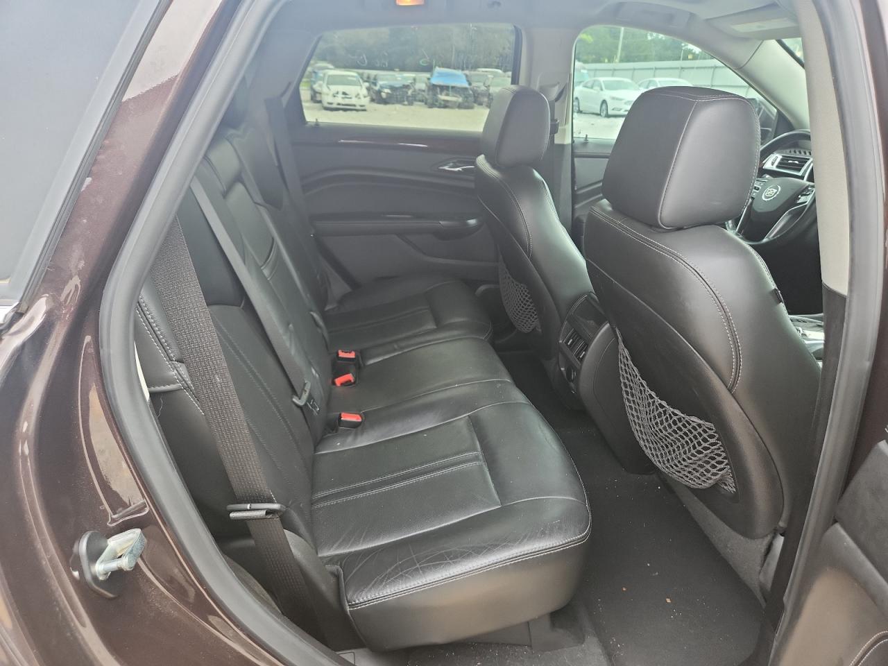 CADILLAC SRX LUXURY COLLECTION