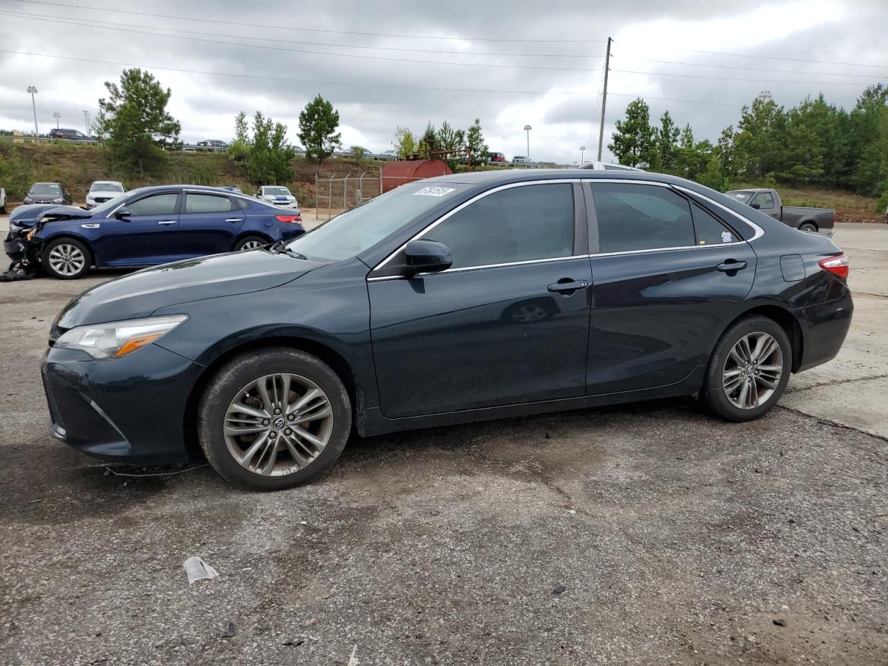 TOYOTA CAMRY LE