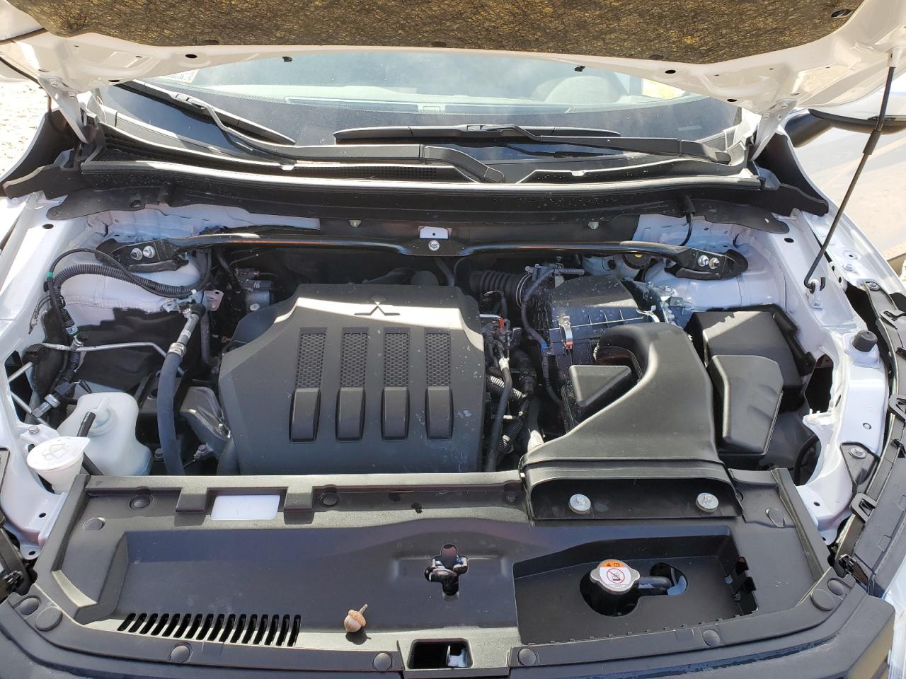 MITSUBISHI ECLIPSE SE