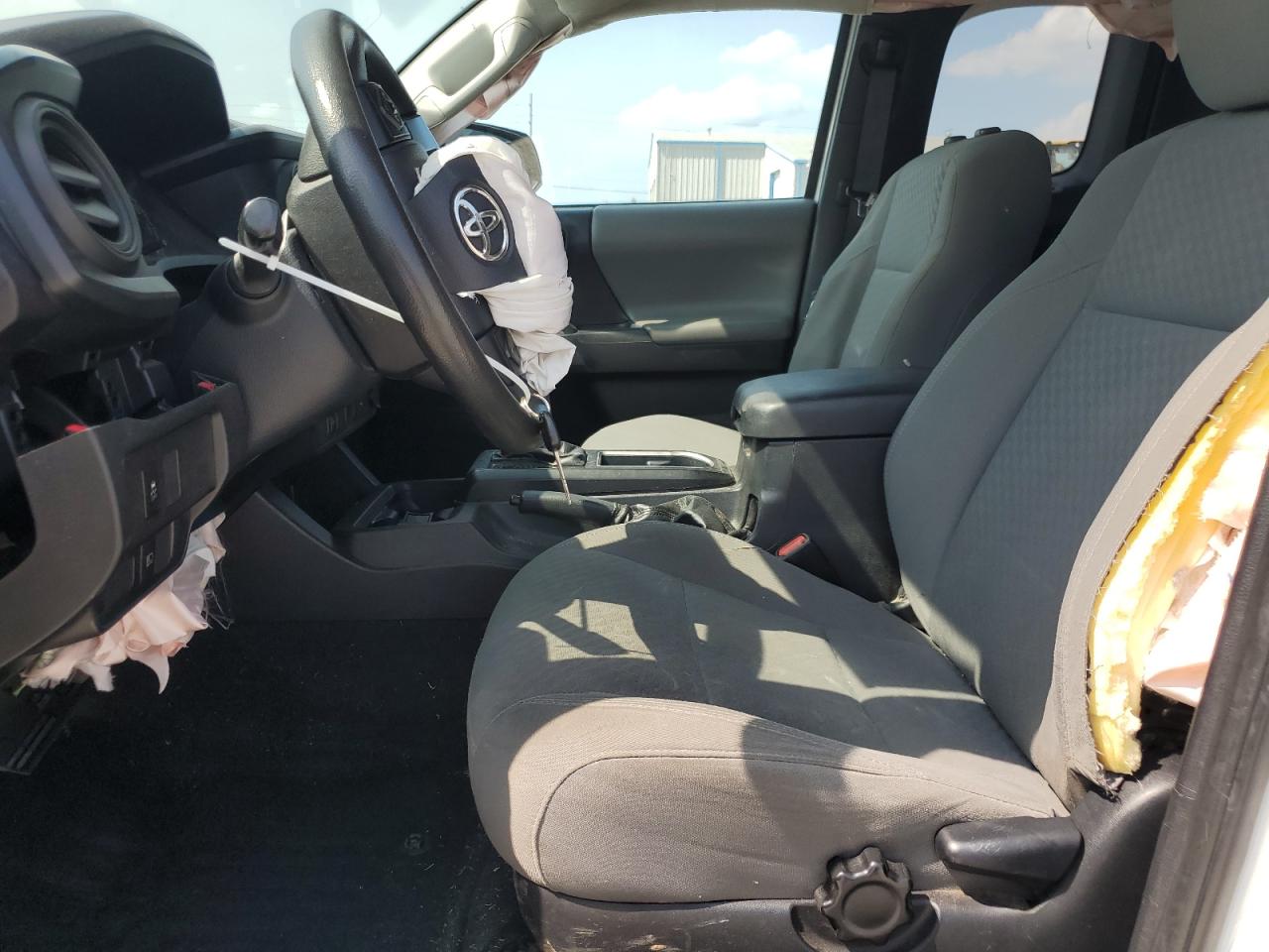 TOYOTA TACOMA ACCESS CAB