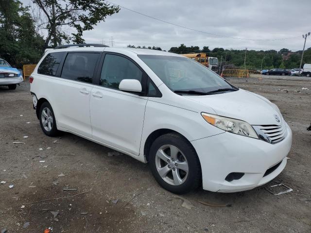 2015 TOYOTA SIENNA LE 5TDKK3DC1FS667271