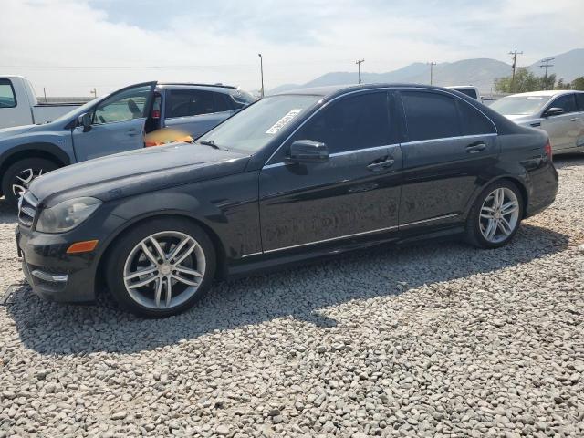 2014 MERCEDES-BENZ C 250 - WDDGF4HBXEA934720