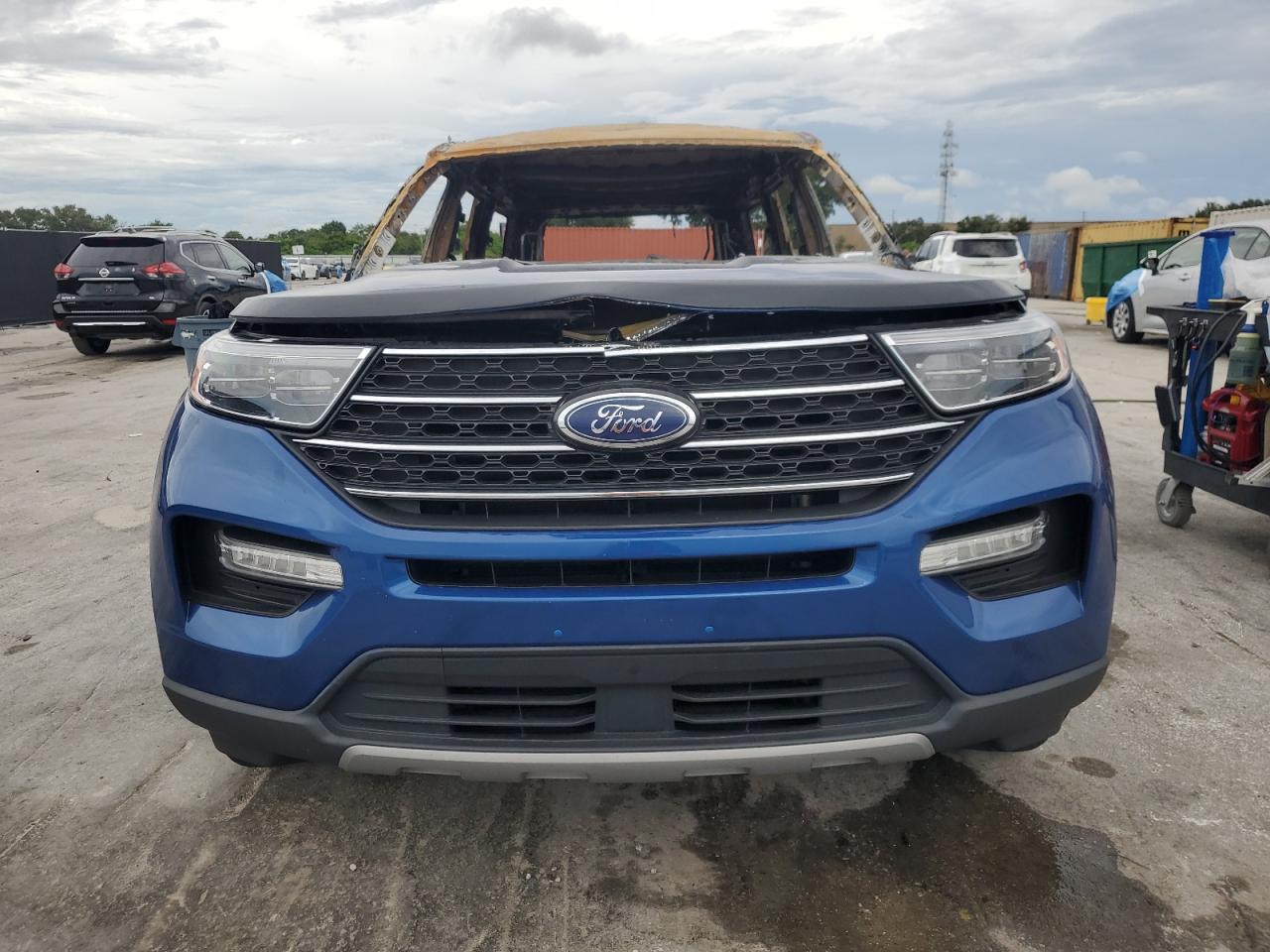 FORD EXPLORER XLT
