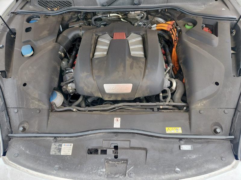 2016 PORSCHE CAYENNE SE WP1AE2A23GLA62064