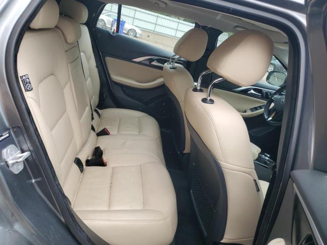 2017 INFINITI QX30 SJKCH5CP8HA018387