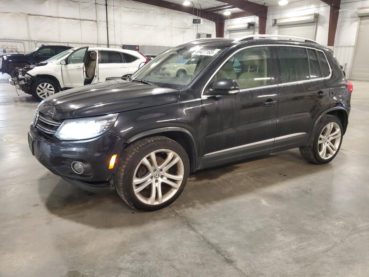 VOLKSWAGEN TIGUAN S