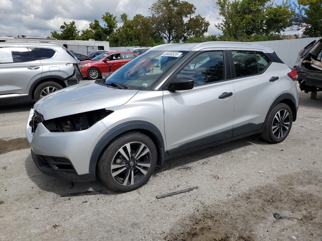 NISSAN KICKS S