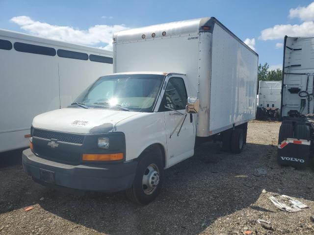 Global Auto Auctions: 2003 CHEVROLET EXPRESS G3