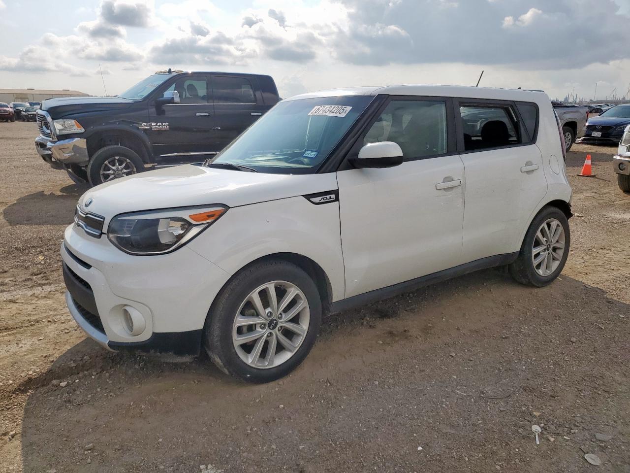 KIA SOUL +