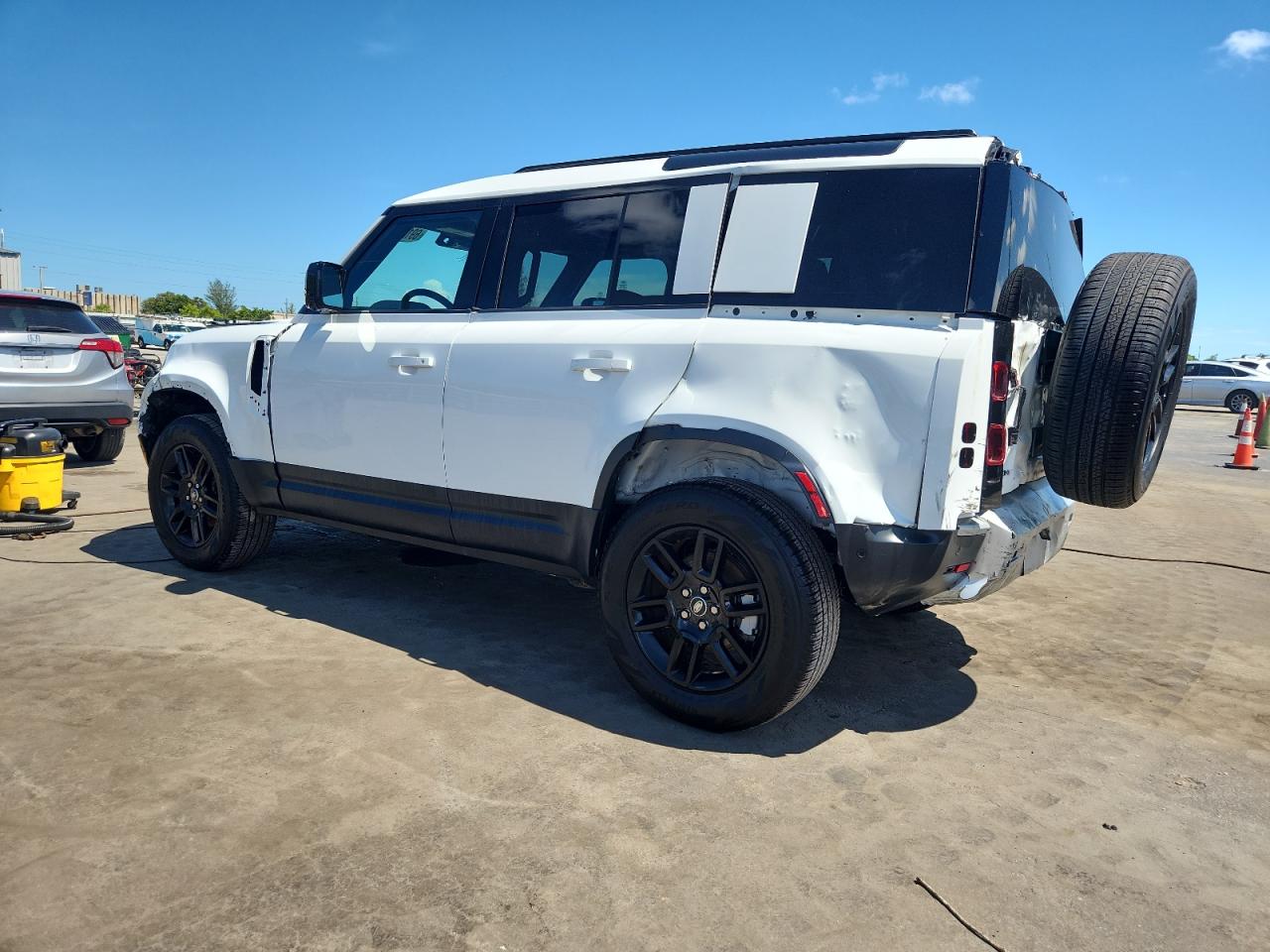 LAND ROVER DEFENDER 110 S