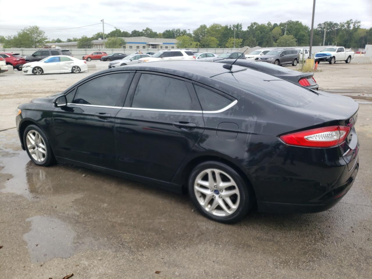 FORD FUSION SE