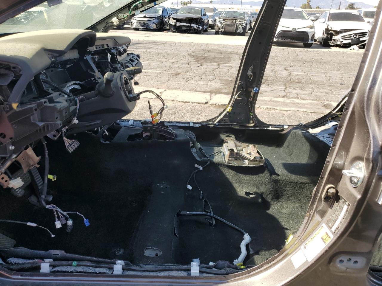 TOYOTA CAMRY SE NIGHT SHADE