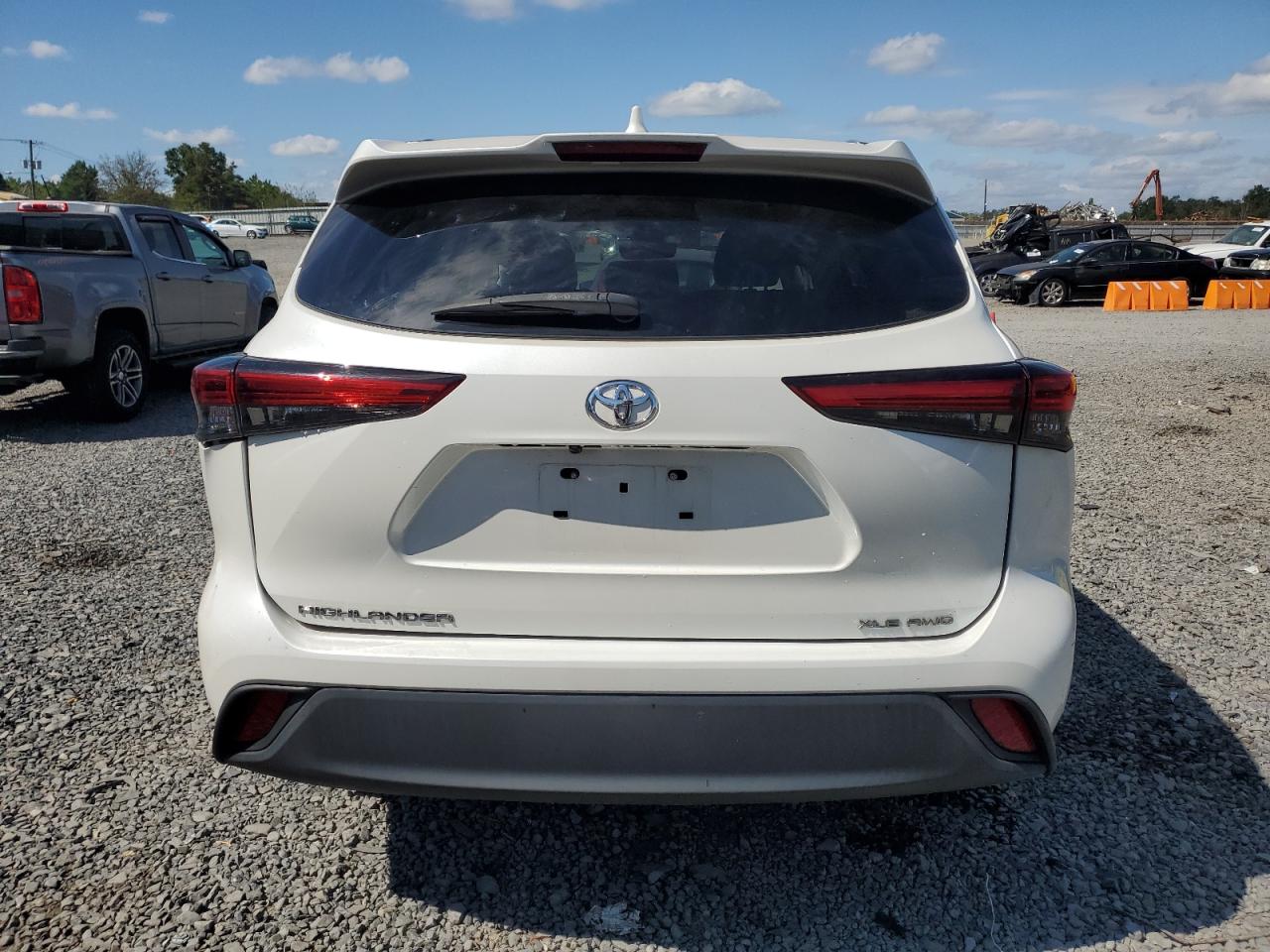 TOYOTA HIGHLANDER XLE