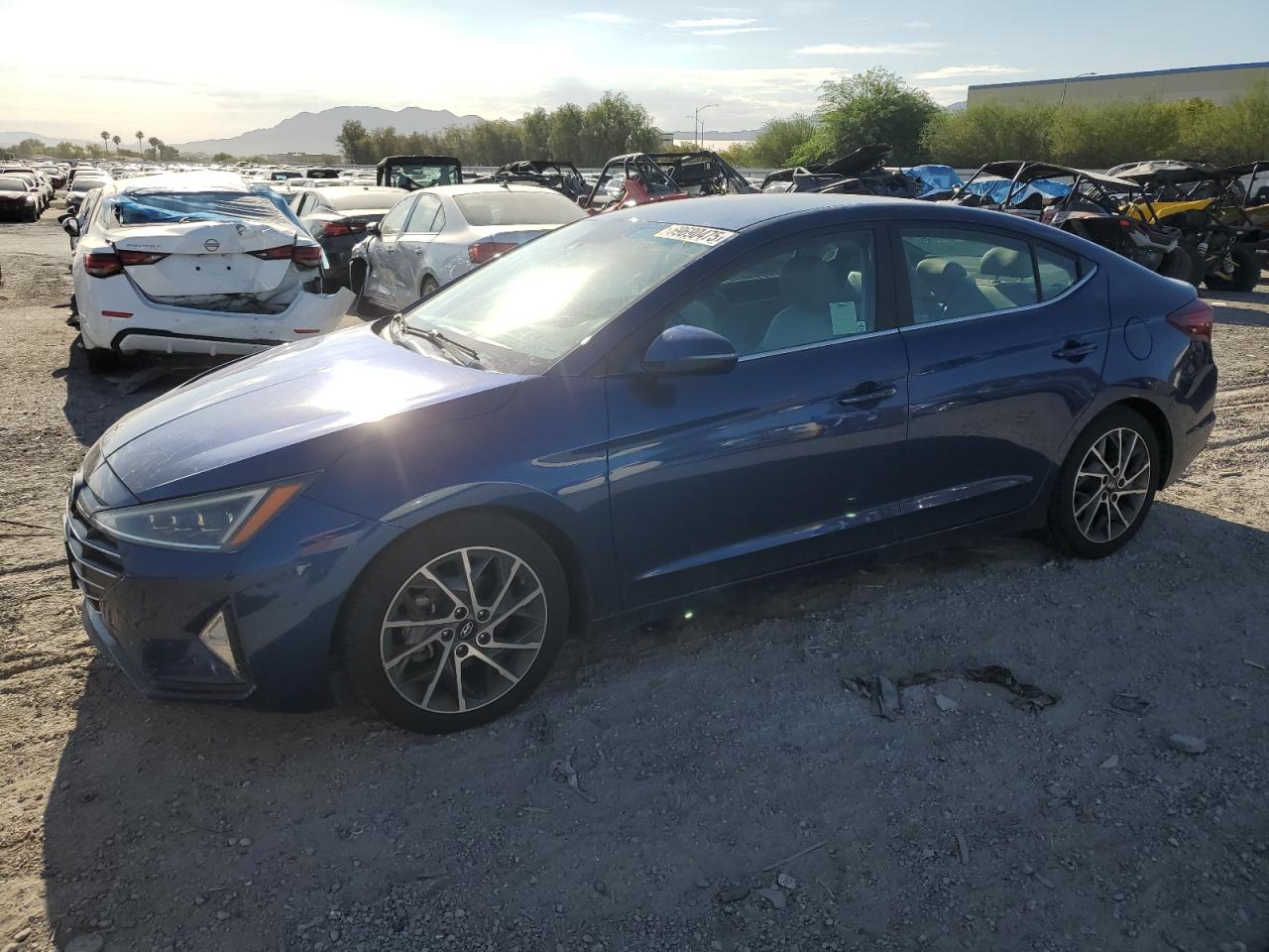HYUNDAI ELANTRA SEL