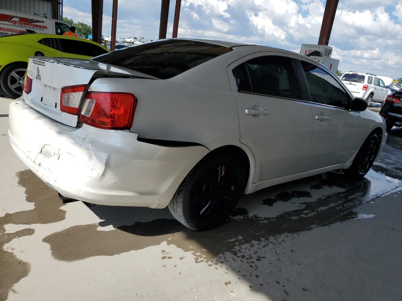 MITSUBISHI GALANT ES