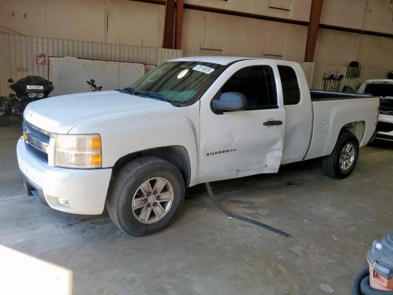 CHEVROLET SILVERADO