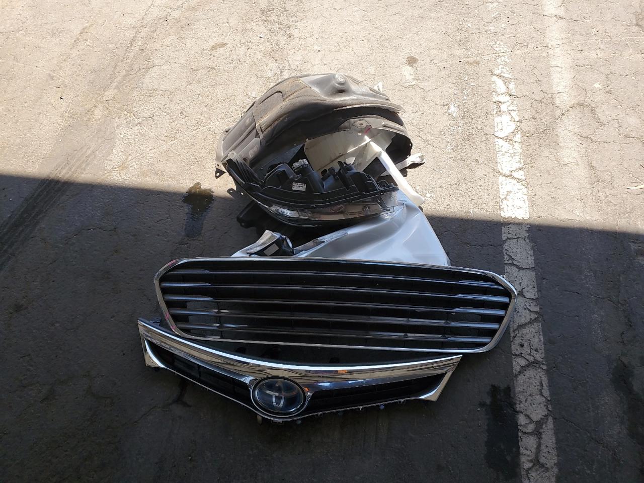 TOYOTA AVALON HYBRID