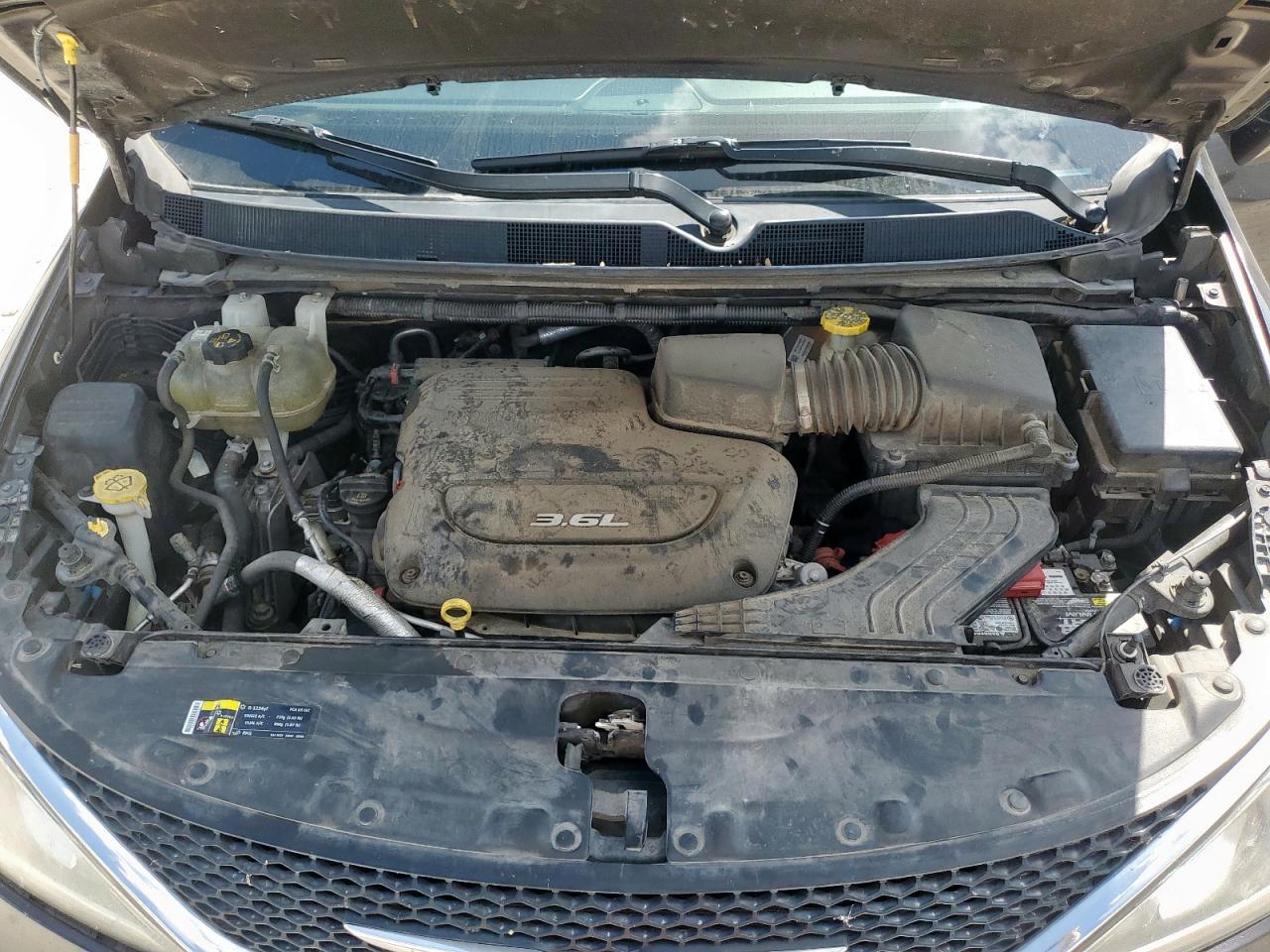 CHRYSLER PACIFICA TOURING L