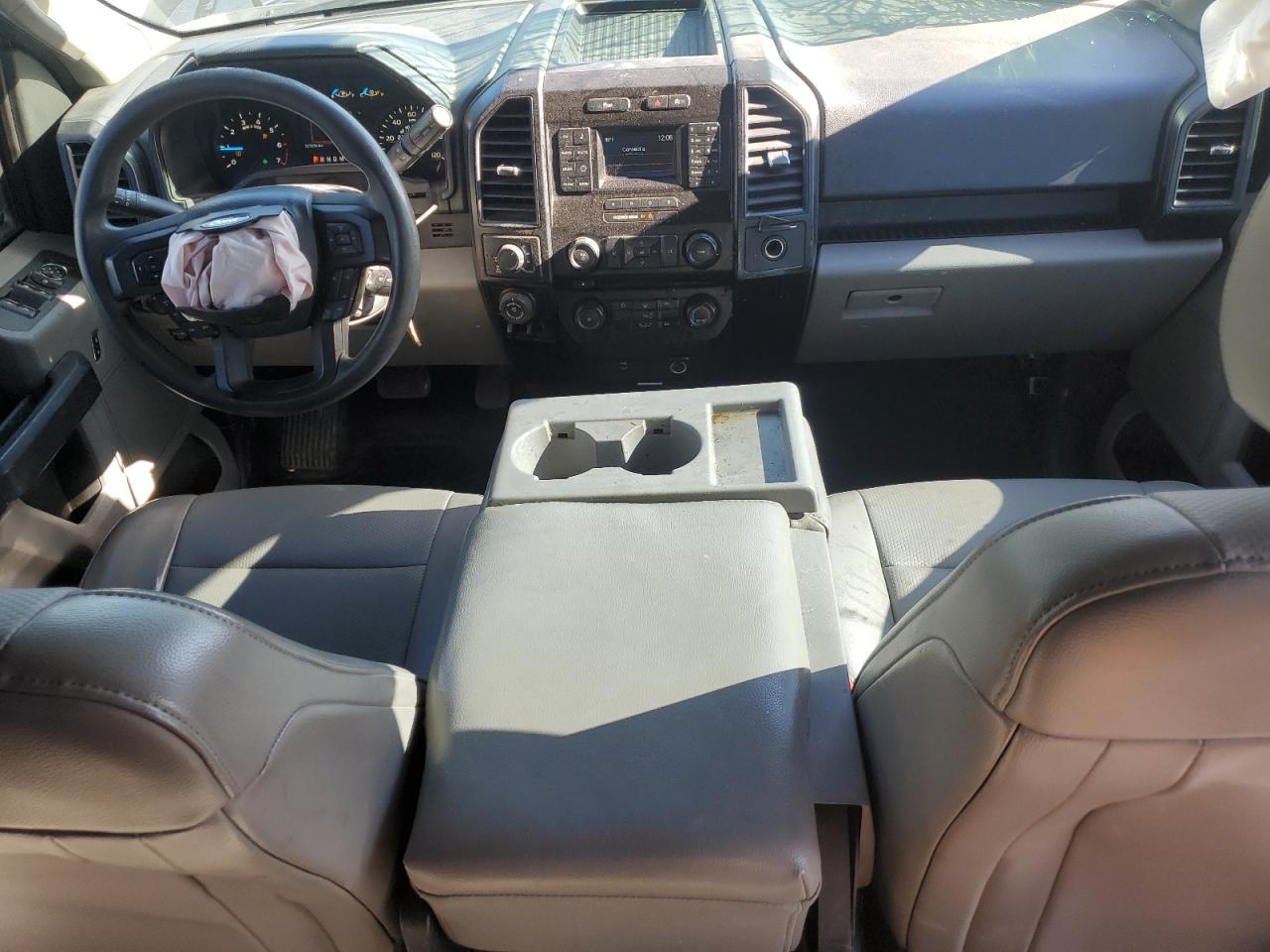 FORD F-150 SUPER CAB