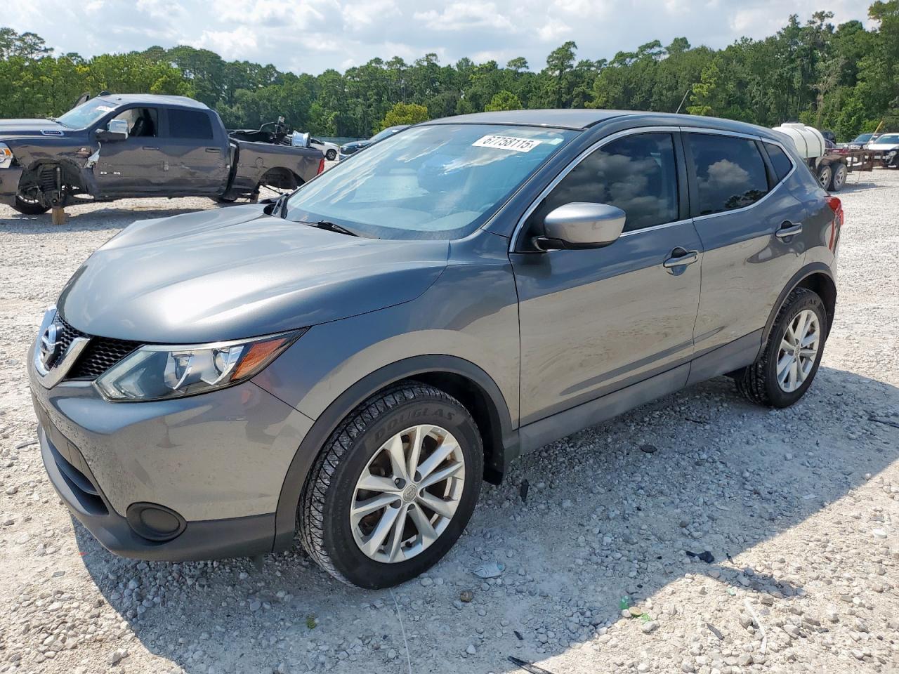 NISSAN ROGUE SPORT S