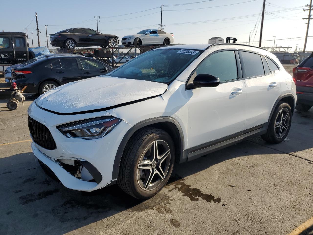 MERCEDES-BENZ GLA-CLASS 250 4MATIC