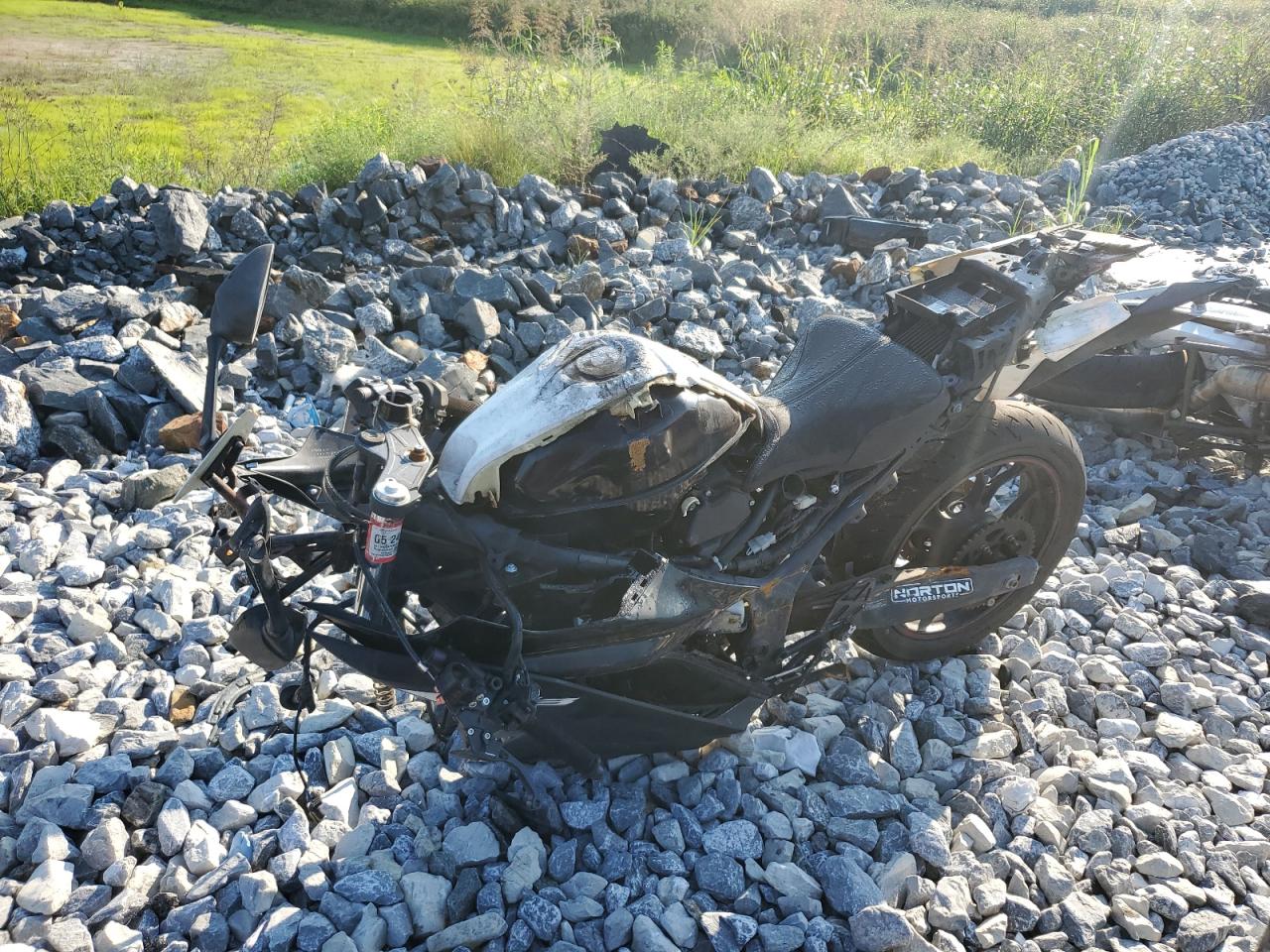 Lot #3240082485 2016 YAMAHA YZFR3