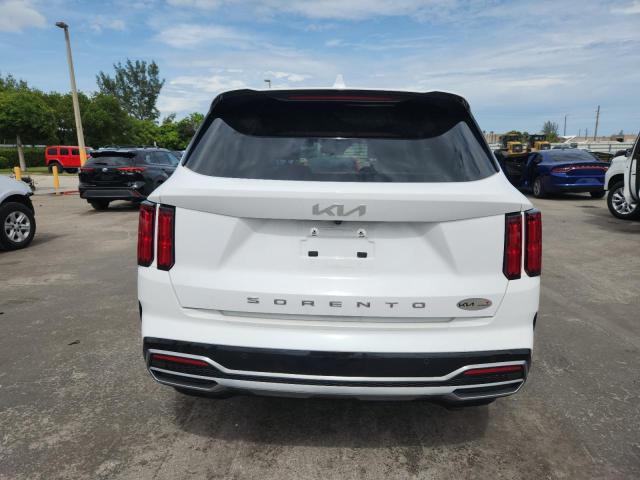 2022 KIA SORENTO SX 5XYRK4LF3NG133846