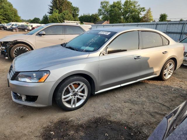 2013 VOLKSWAGEN PASSAT S - 1VWAP7A35DC064828