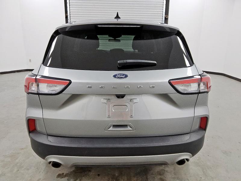 2022 FORD ESCAPE SE 1FMCU0G62NUA69604