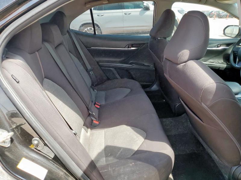 2018 TOYOTA CAMRY L 4T1B11HK1JU628849