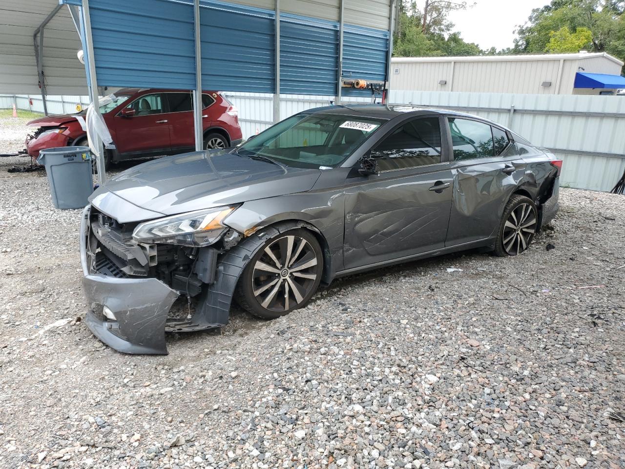 NISSAN ALTIMA SR