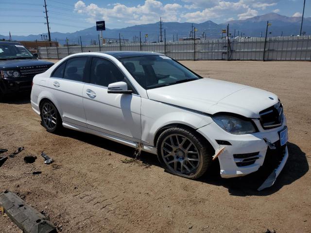 2014 MERCEDES-BENZ C 300 4MAT - WDDGF8AB2ER319663